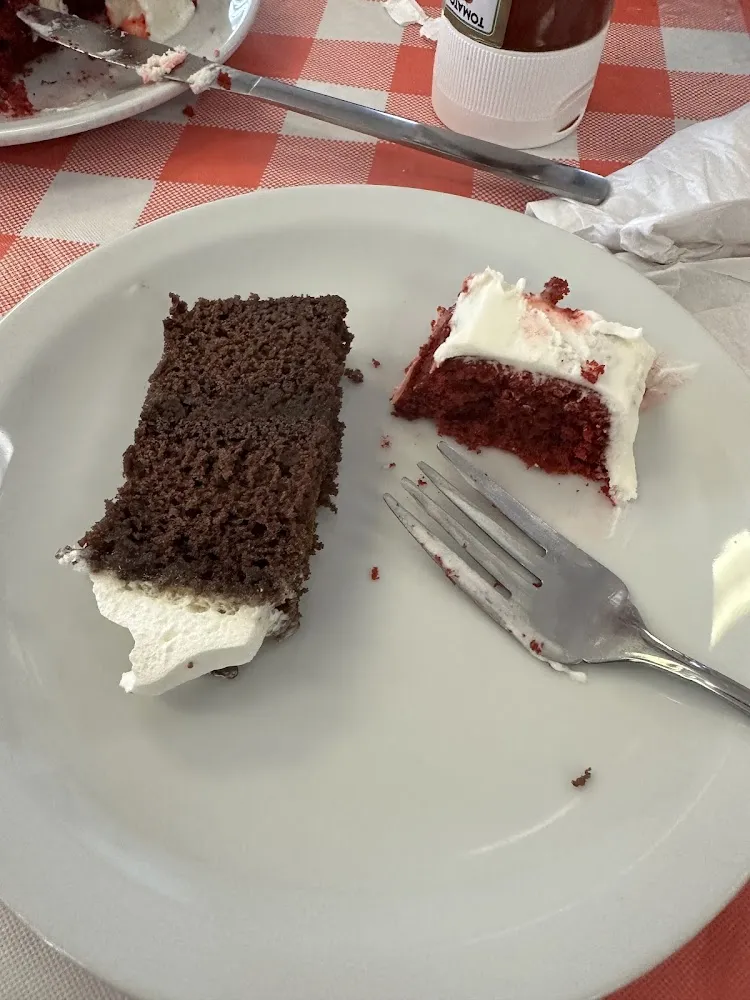 Red Velvet Cake Oohey Goohy Cake